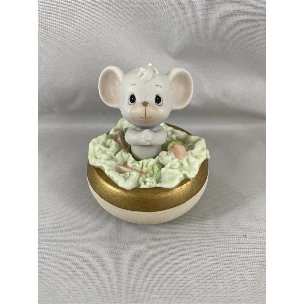 Lettuce Pray Precious Moments Figurine 1996 B2-1 - Picture 2 of 4